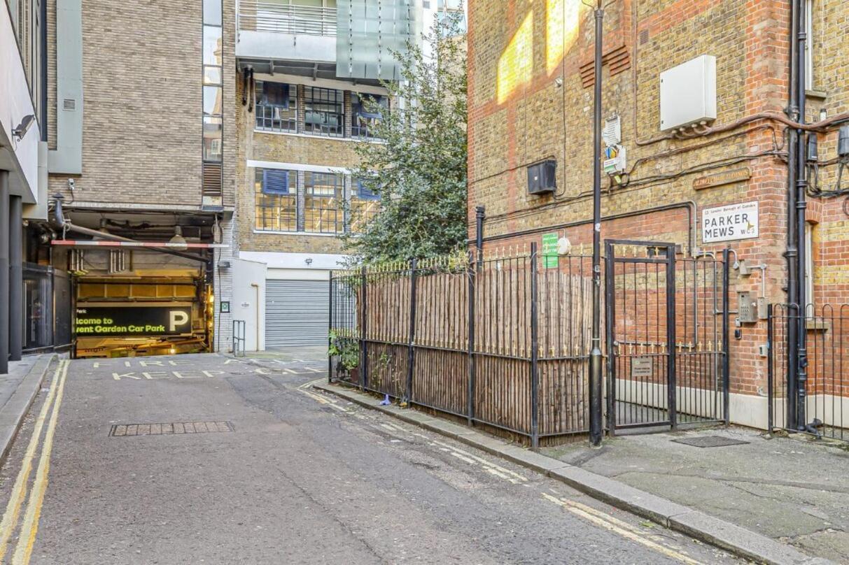 The Covent Courtyard Flat Villa Londra Exterior foto